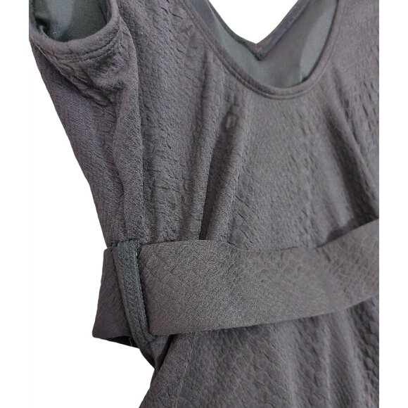 Stylish Swimwear One‎ Piece Swimsuit Womens S Black Textured Belted V-Neck Beach - Picture 4 of 9